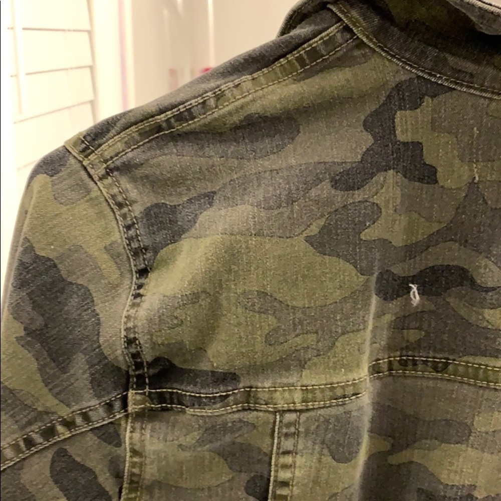 Jacket - Picture 3 of 3